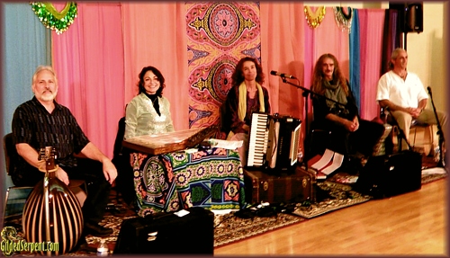 Al 'Azifoon at Helwa's recital