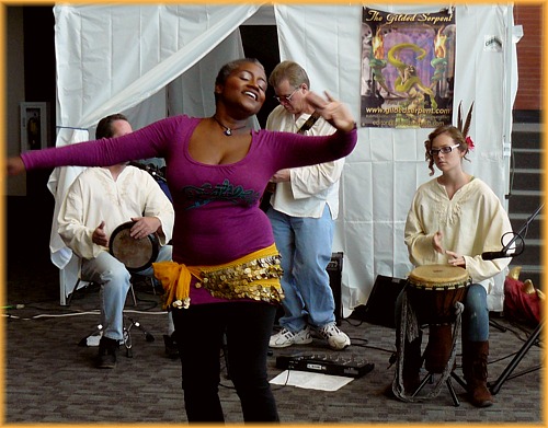 Sahara Sands sends an open floor dancer to heaven